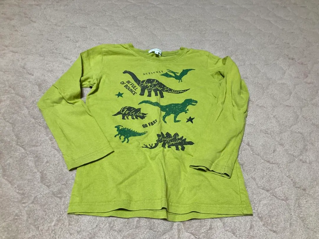 Thumbnail of 3 for ¥450 Mix & Match: Dinosaur Print Long-Sleeved Cut & Sewn Shirt, 130cm