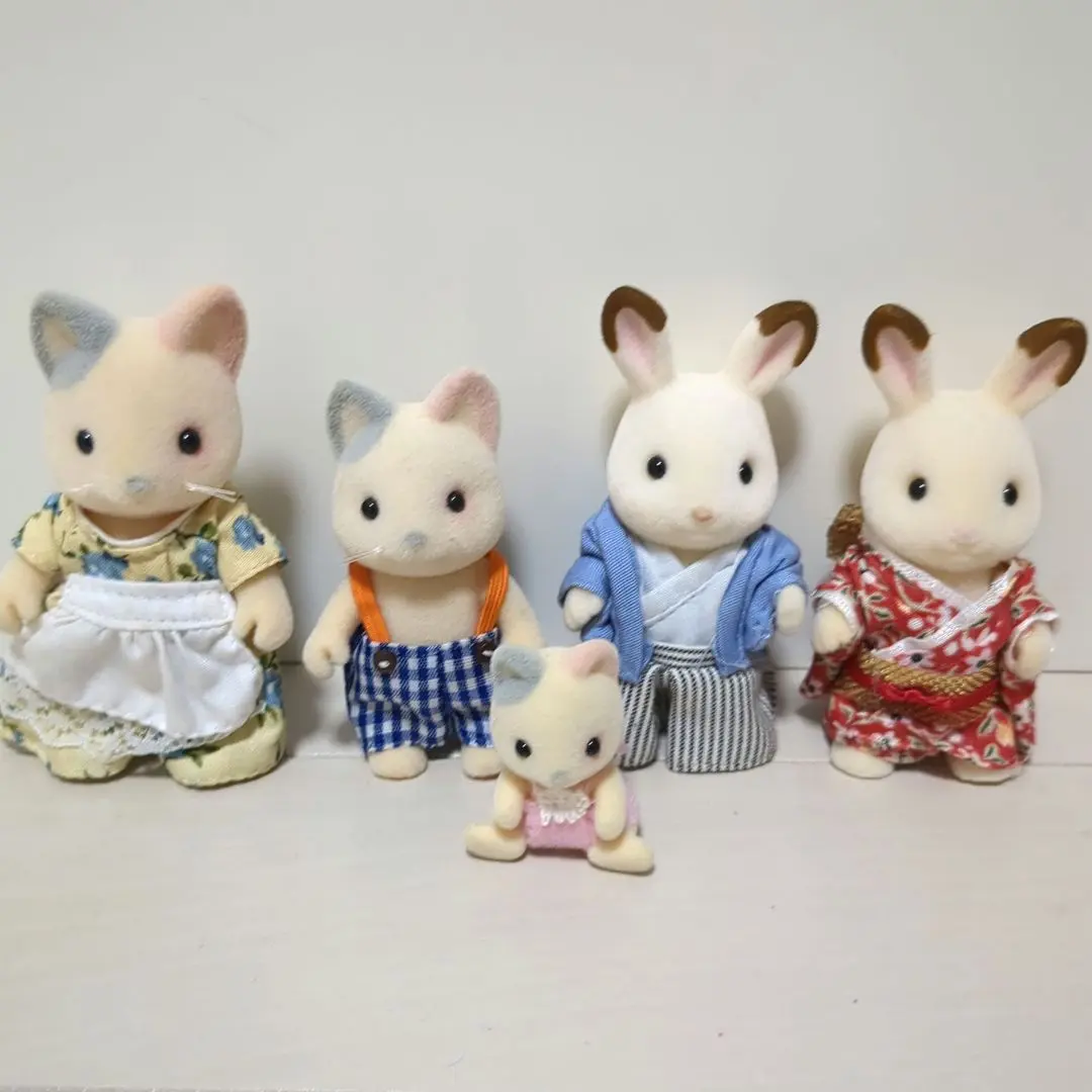 Thumbnail of Extremely Rare Overseas Version Calico Cat Rabbit Kimono Set Sylvanian Families (Today Only)