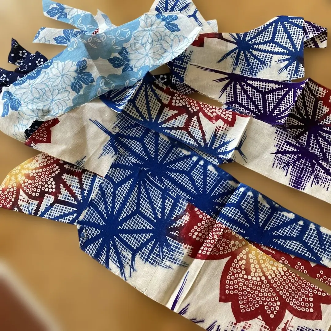 Thumbnail of Yukata fabric scraps, blue, red, cotton
