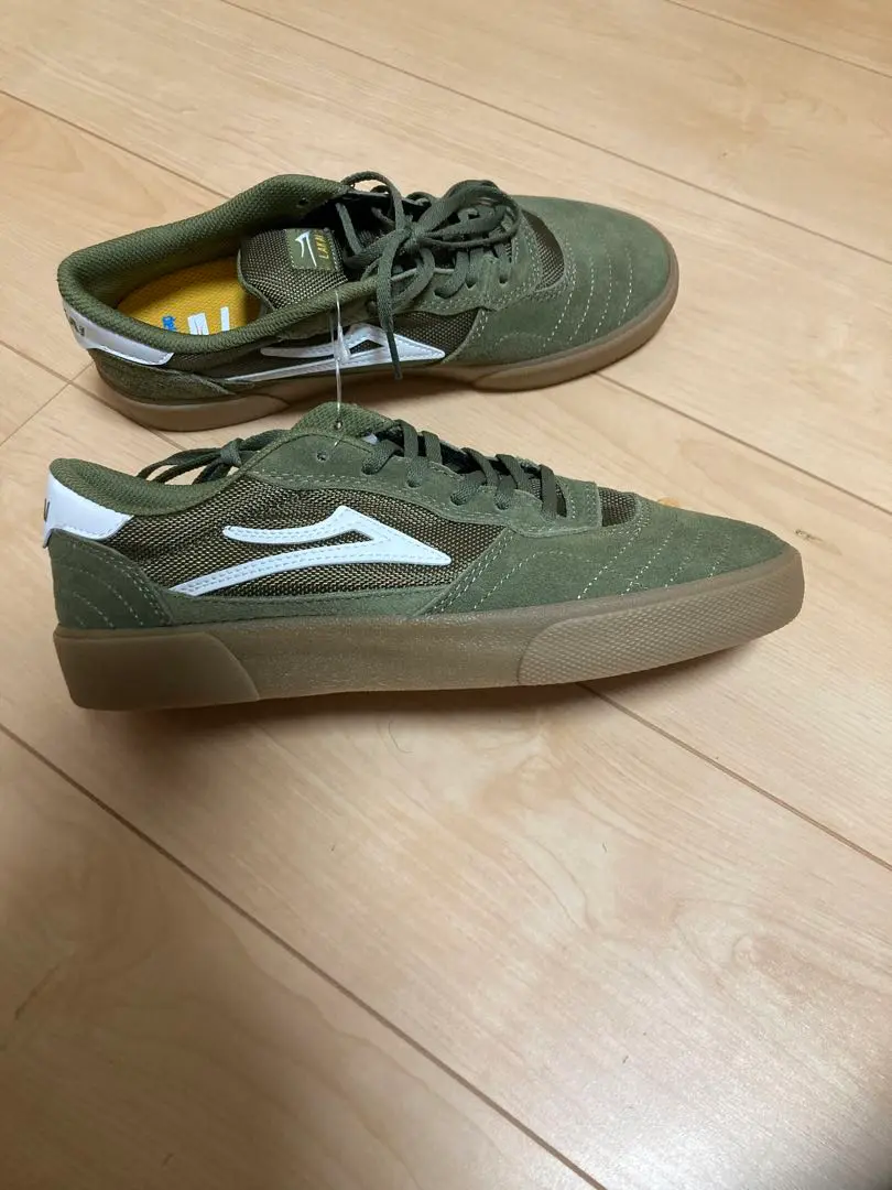 LAKAI スニーカー オリーブ色 27.0 LAKAI スニーカー オリーブ色 27.0 LAKAI EVO 2.0 GREEN SUEDE