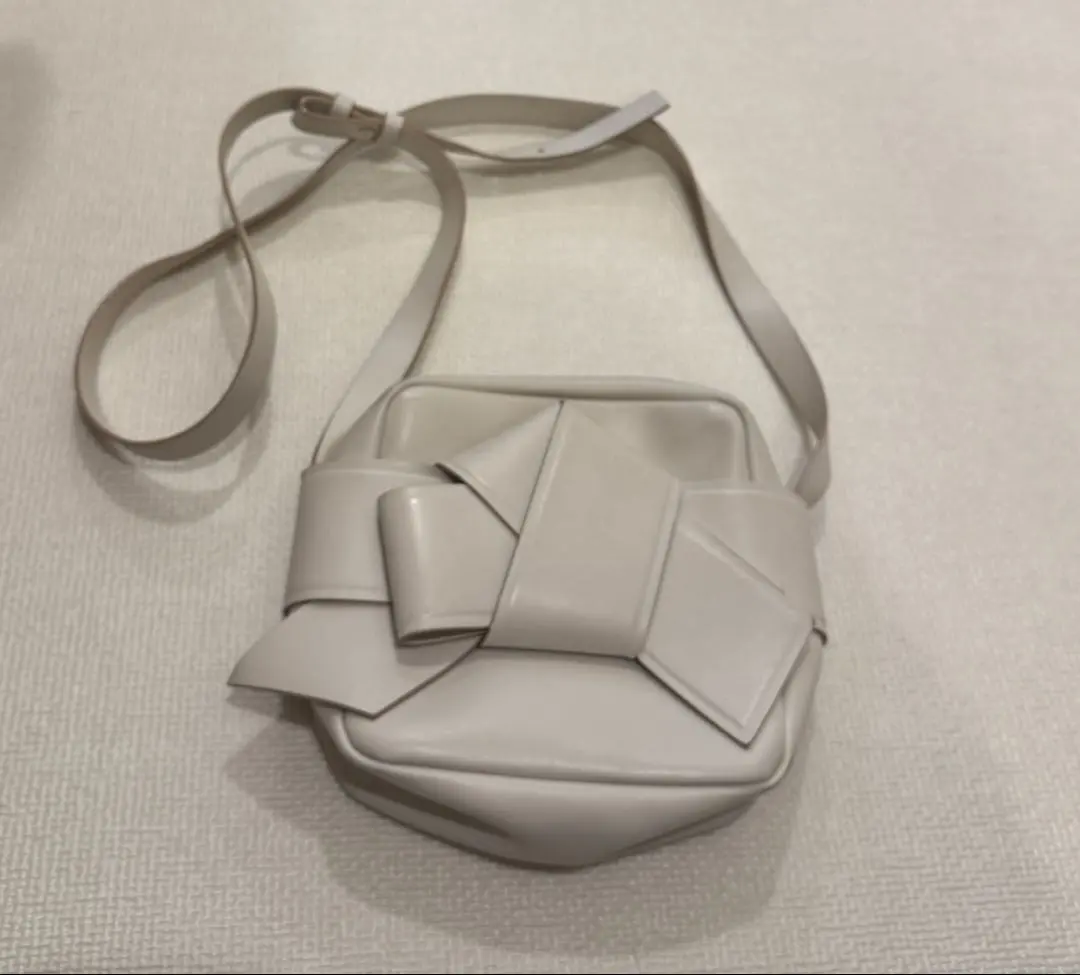 2025年最新】acne musubiの人気アイテム - メルカリ