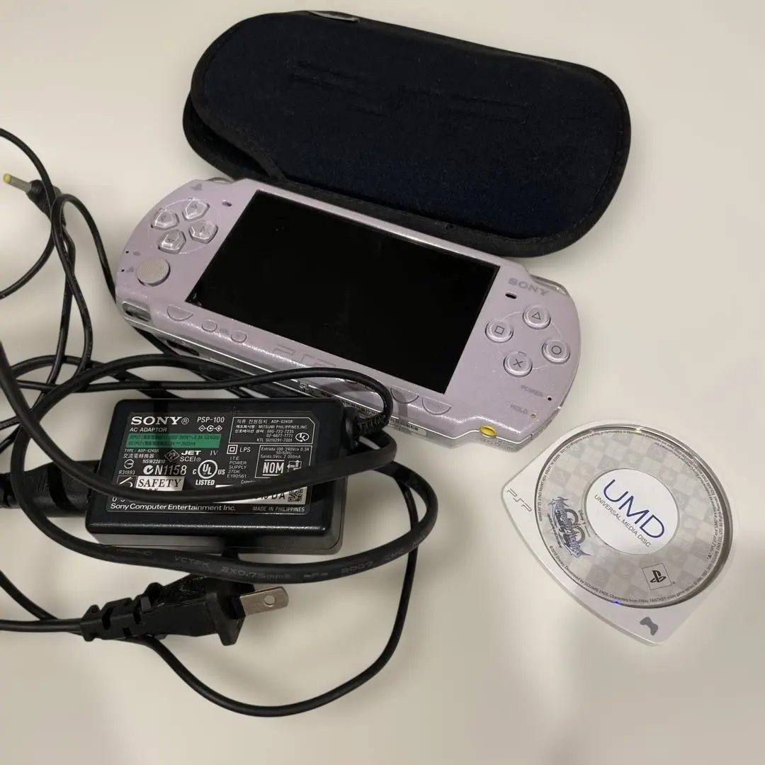 SONY PSP-2000 主機美品（附充電器、SD卡） 無電池組 的縮圖