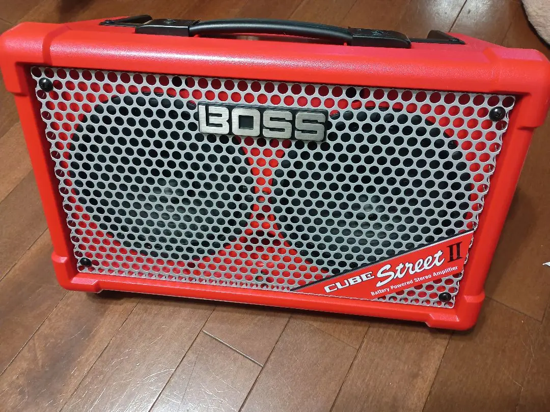 Roland（ローランド）CUBE STREET RED（レッド） Roland CUBE Street Red Battery-Powered Stereo Amplifier