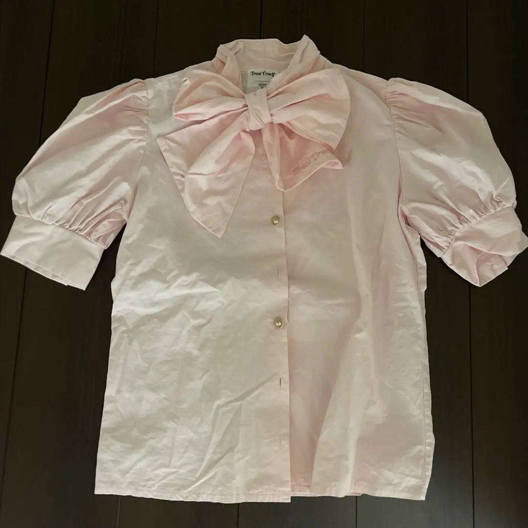 Thumbnail of Pink short-sleeved shirt with ribbon by treaturself