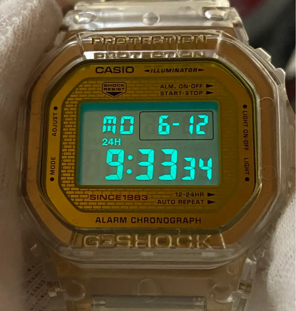 新品未使用　カシオ　G-SHOCK DW-5035E-7JR 箱付 G-Shock Glacier Gold | DW-5035E-7ER | DW-5035E-7JR