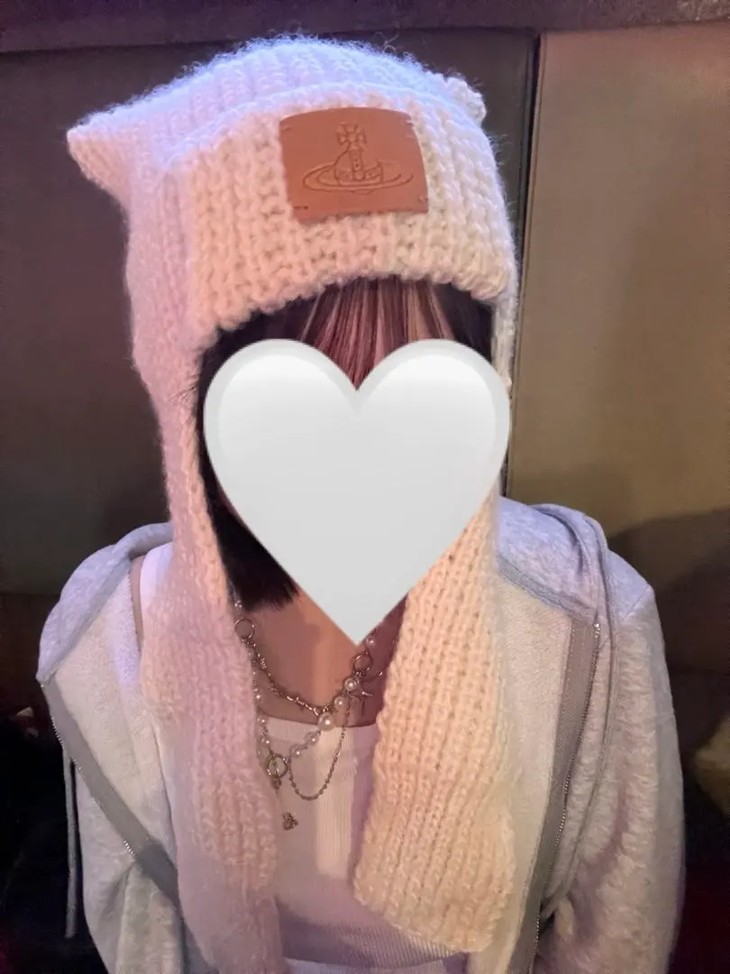 Vivienne Westwood 貓耳針織帽 的縮圖