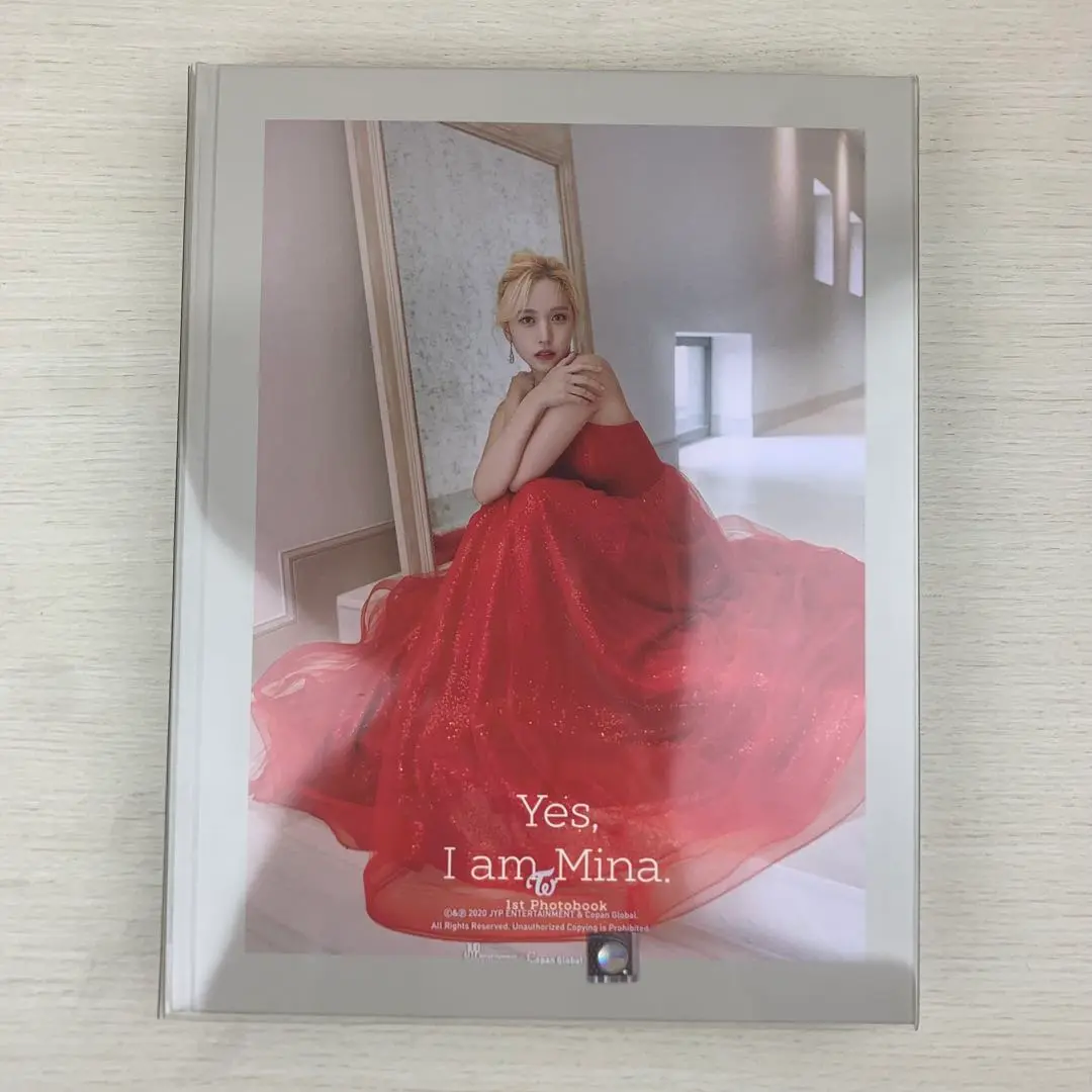 Thumbnail of Yes, I am. Mina. Photo collection