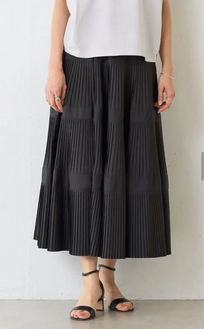 2025年最新】BEARDSLEY カラー：ブラック系 プリーツスカートの