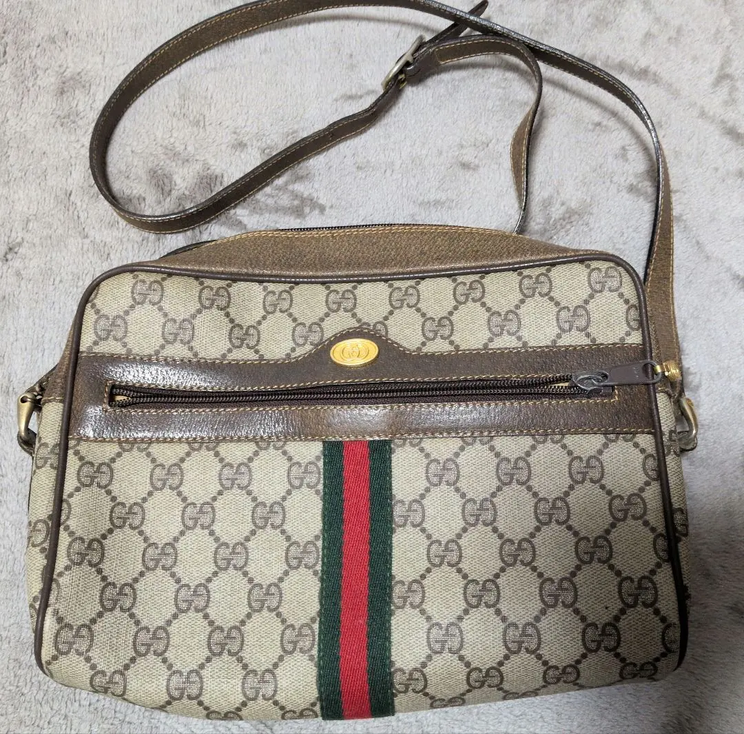 古馳 Gucci GG 圖案肩背包 的縮圖