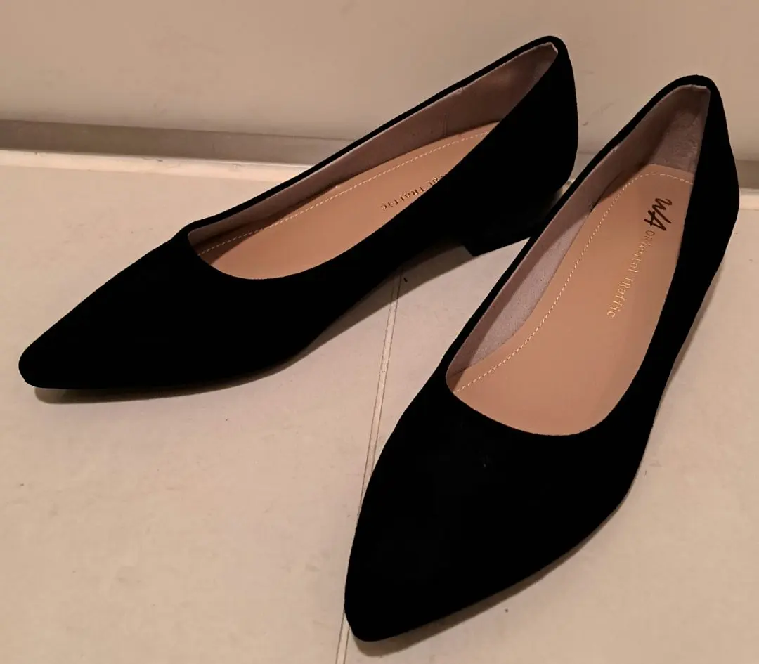 Thumbnail of Oriental Traffic pumps