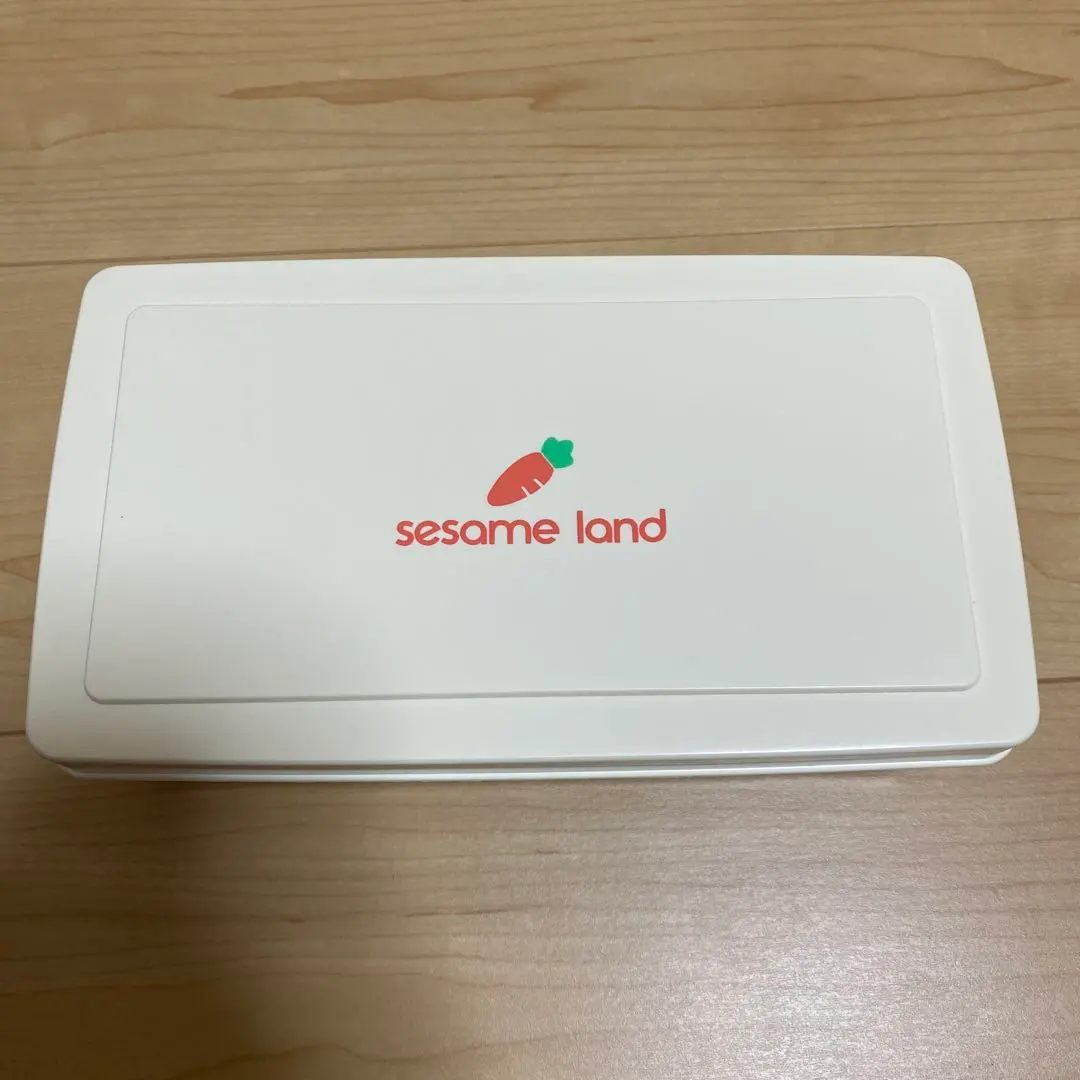 Thumbnail of Sesame Land sandwich case