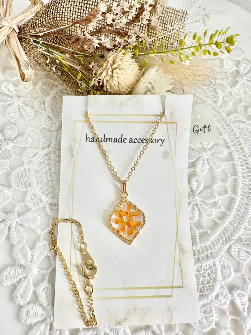 Thumbnail of Design: Square Frame Necklace - Osmanthus