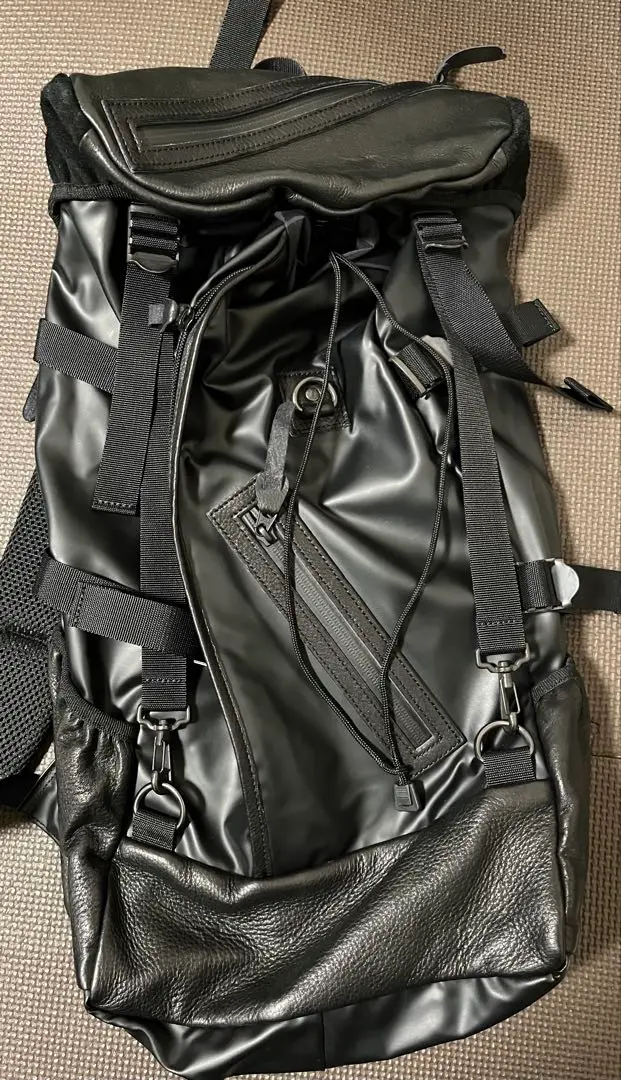 美品✨DECADE バッグパック リュック レザー ブラック シボ革 カウレザー 美品✨DECADE バッグパック リュック レザー ブラック シボ革