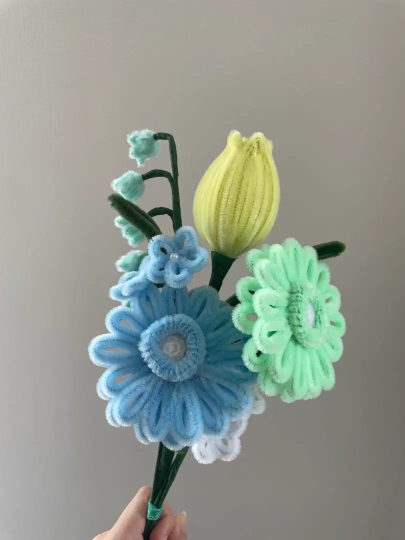 Thumbnail of Mall flower bouquet