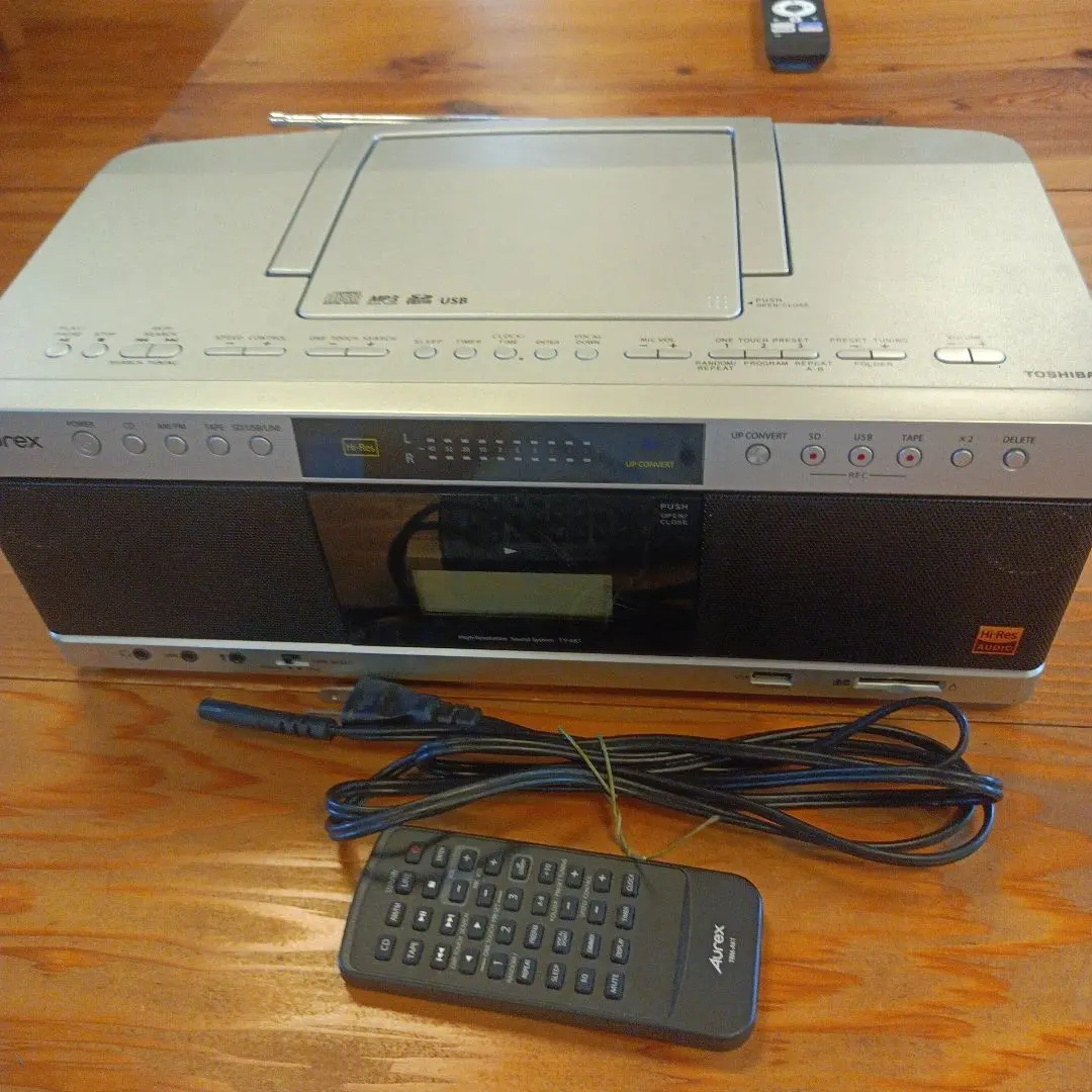 ラジオ・コンポ TOSHIBA Aurex TY-AK1 s-l400.jpg