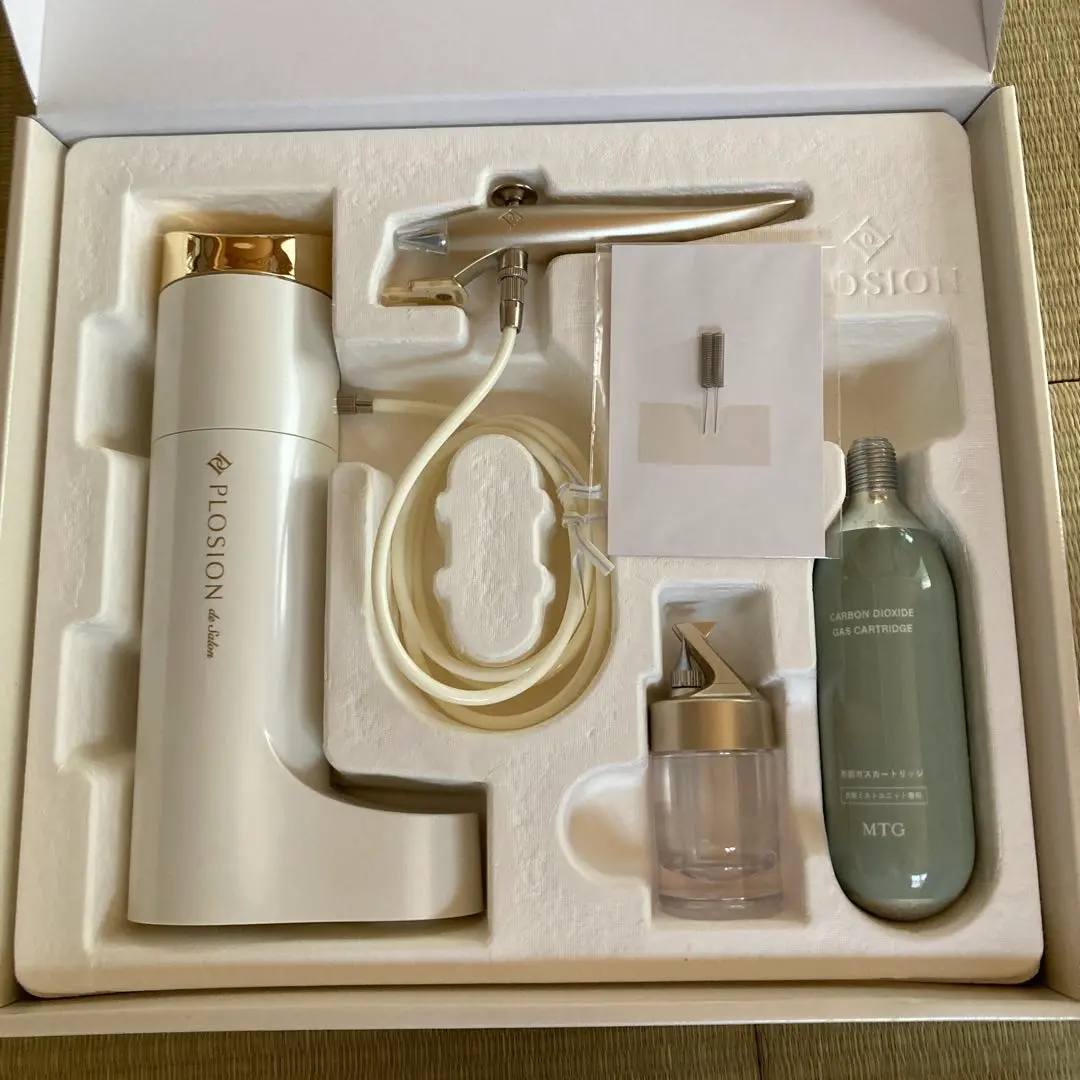 上代7万円、PLOSIONの炭酸ミスト美顔器、化粧水ヘアー液付きです 試してみた】プロージョン炭酸ミストユニット PLOSION de Salon