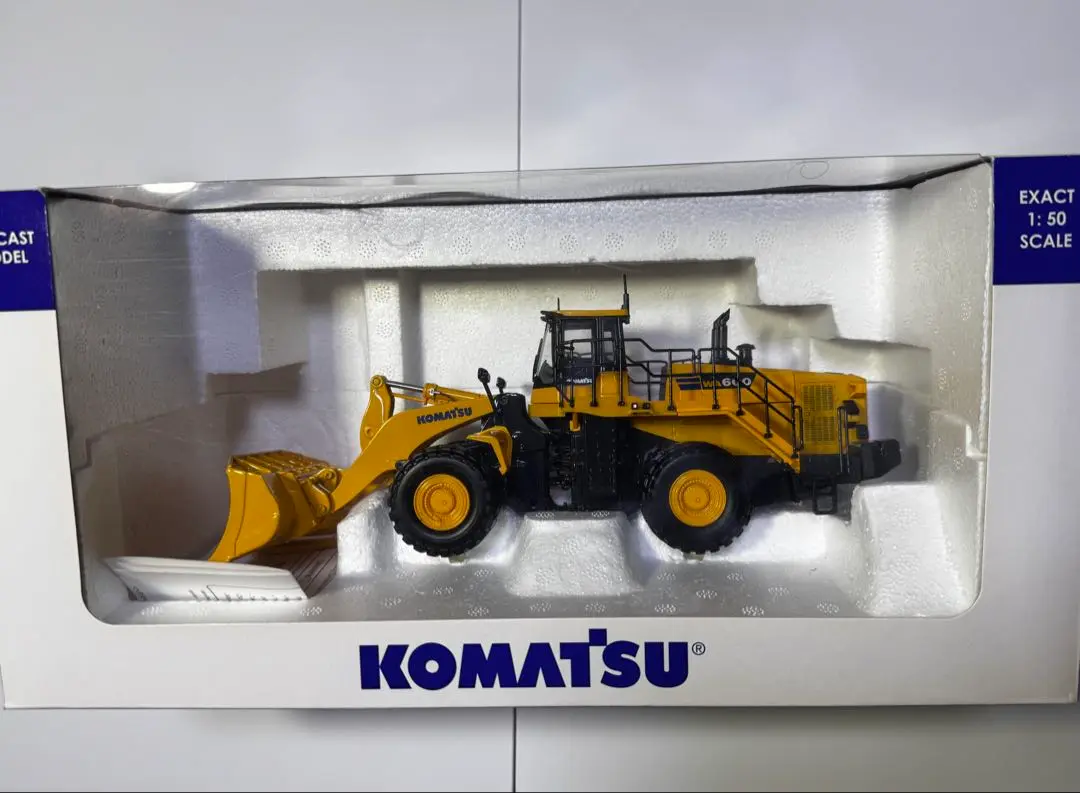 【新品未開封】コマツ　WA600-8 ホイール式ローダー1:50 41yv-6Q3tTL.jpg_BO30,255,255,