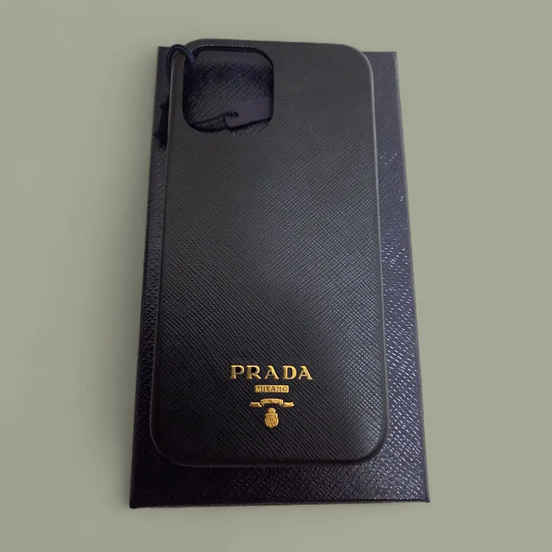 【極美品✨】PRADA iPhone13pro スマホケース 三角ロゴ 黒 楽天市場】PRADA プラダ トライアングルロゴ iPhone13用カバー