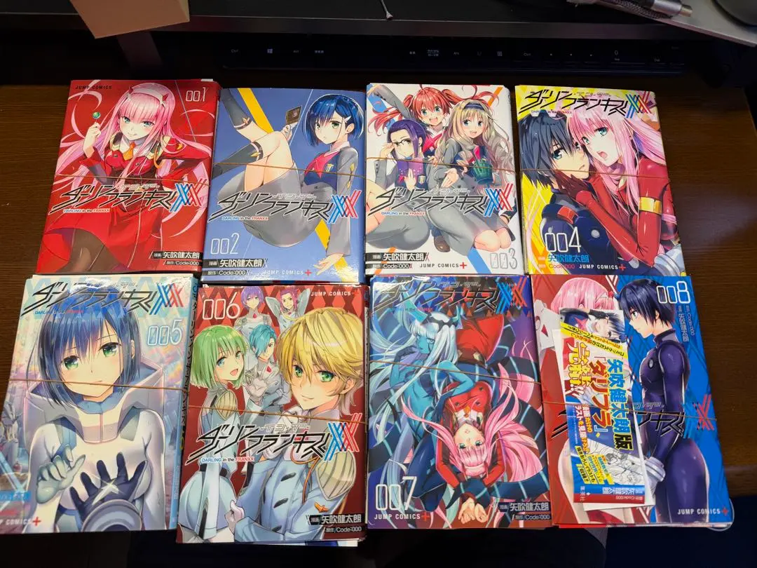 極美品✳️漫画『ダリフラ 全巻 初版本 帯付き ジャンパラ付き』イラストカード付き 2025年最新】ダーリン・イン・ザ・フランキス 全巻の人気