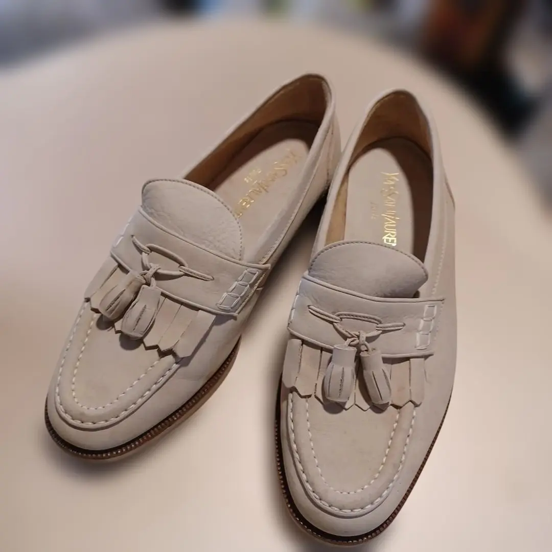 Thumbnail of Yves Saint Laurent Tassel Loafers Nubuck 26 EEE Ivory-colored