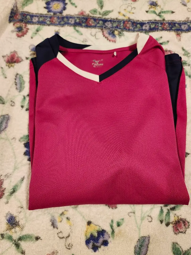 美津濃 羽毛球服 女裝 LL 尺寸 的縮圖