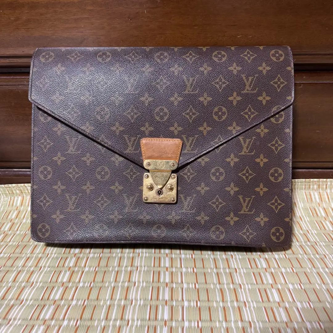 Thumbnail of Louis Vuitton Clutch Bag Montsouris Monogram