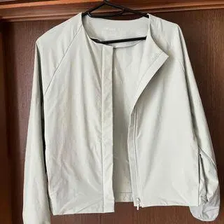 Thumbnail of Casual light gray jacket