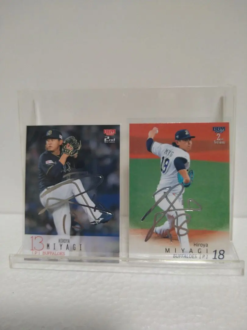 Thumbnail of BBM Orix Buffaloes Hiroya Miyagi Silver Foil Autograph Card Set