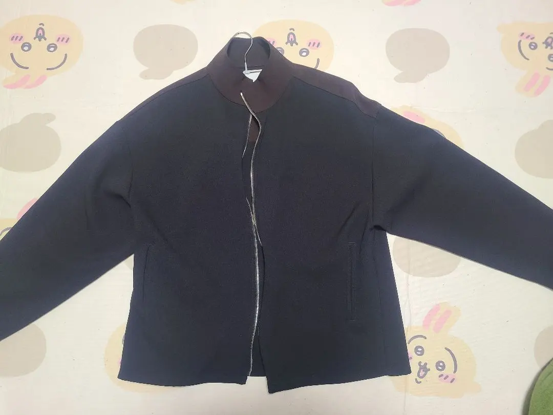 Thumbnail of Lui's blouson