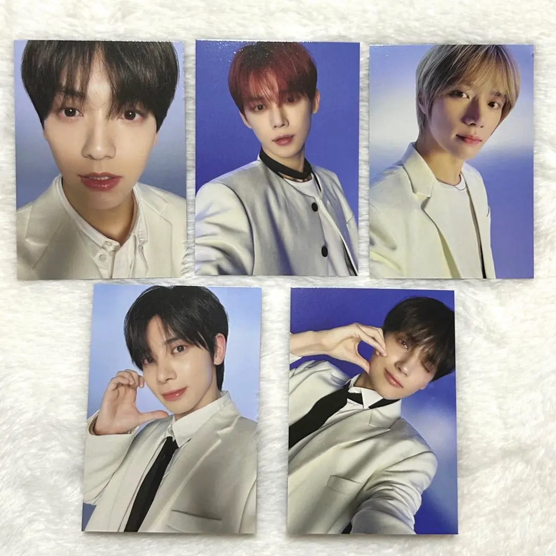 Thumbnail of TXT ACT: PROMISE KNIT VARSITY Special Edition Mini Photo Card Set (5 cards)