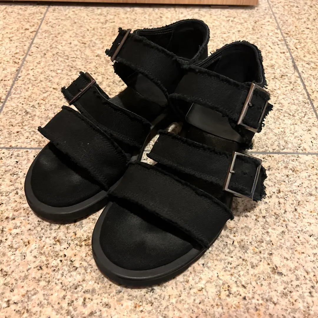 Yohji Yamamoto オイルスムースレザーストラップサンダル OIL SMOOTH LEATHER STRAP SANDAL – THE SHOP YOHJI YAMAMOTO