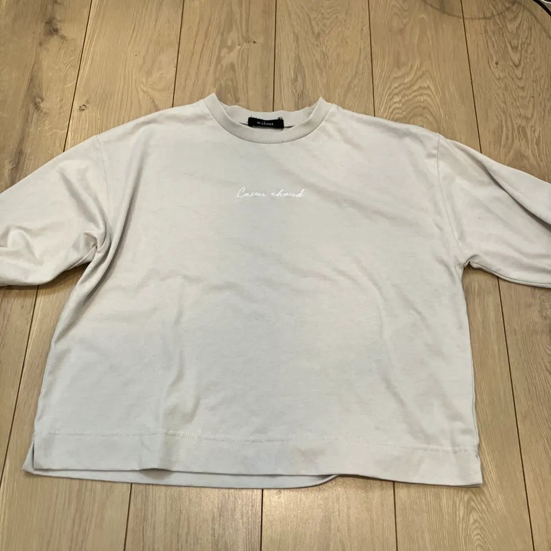 Thumbnail of w closet short sleeve size F