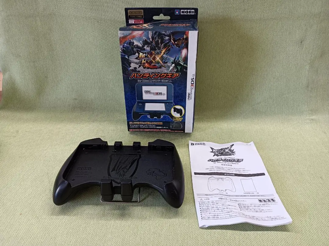 希少 入手困難 3DSLL モンスターハンター4 ハンティングギア