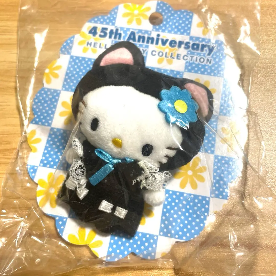 2025年最新】キティ 45周年 ブローチの人気アイテム - メルカリ