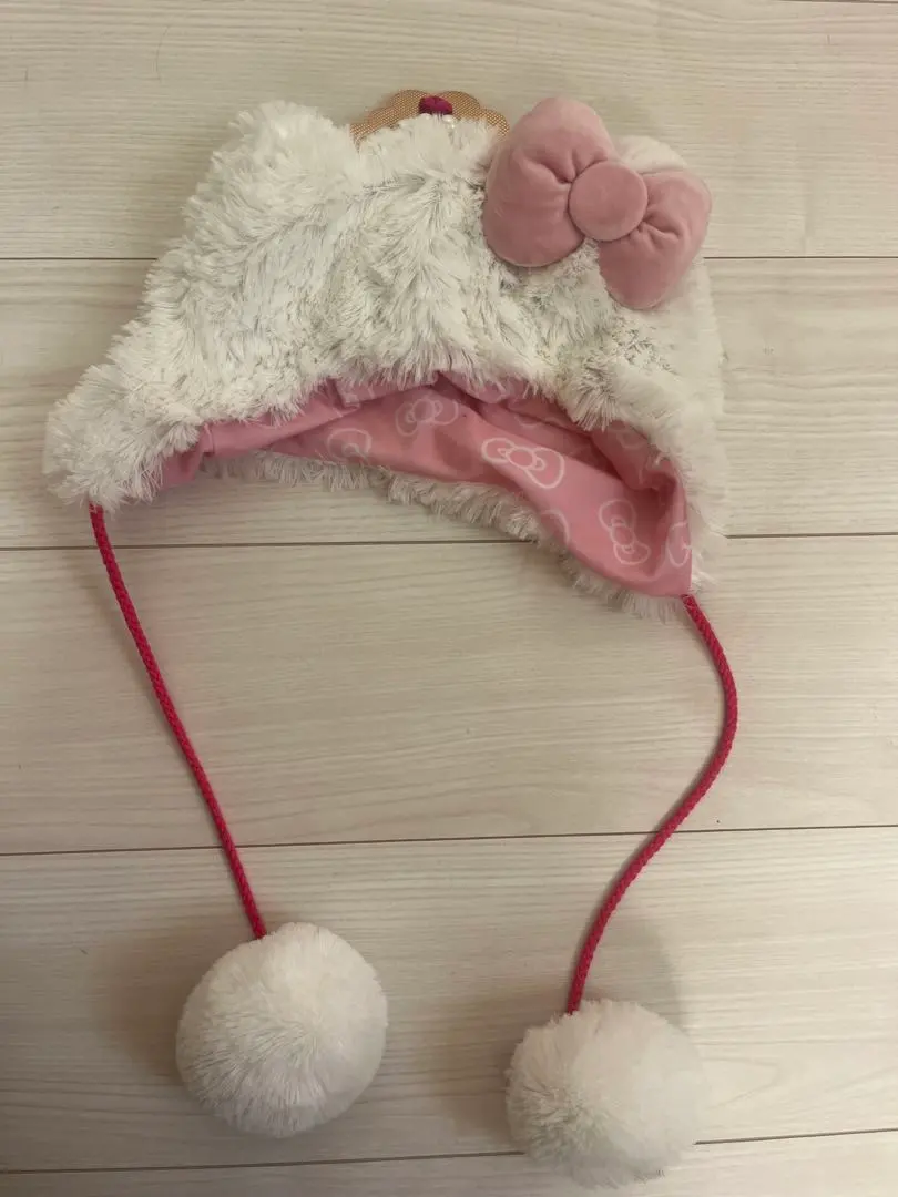 Thumbnail of Hello Kitty Fluffy Hat Pink Ribbon Pom-poms Universal Halloween