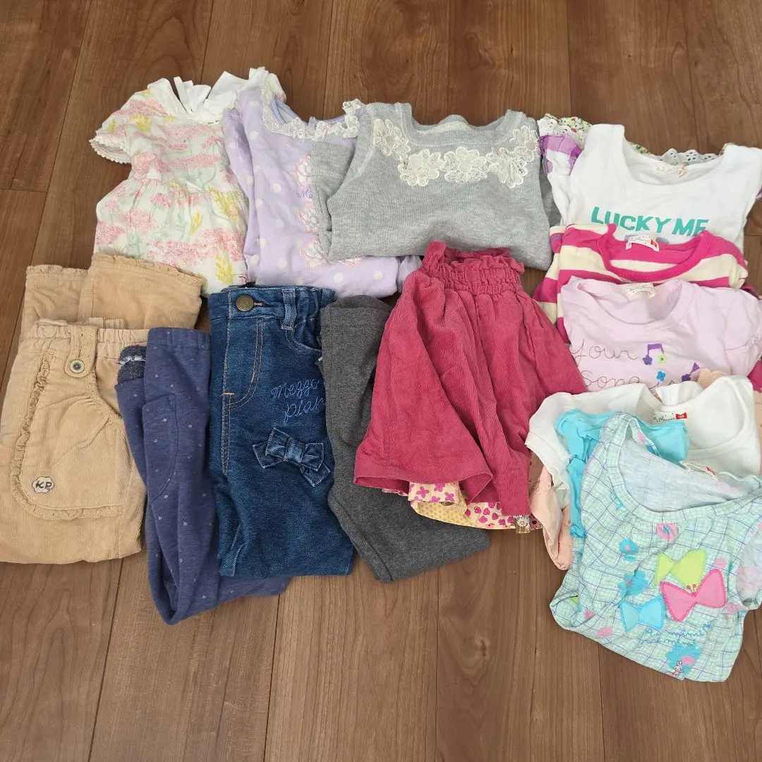Thumbnail of Girls' clothing bundle, 12 items, 100cm, including Knit Planner, etc. Children's clothing