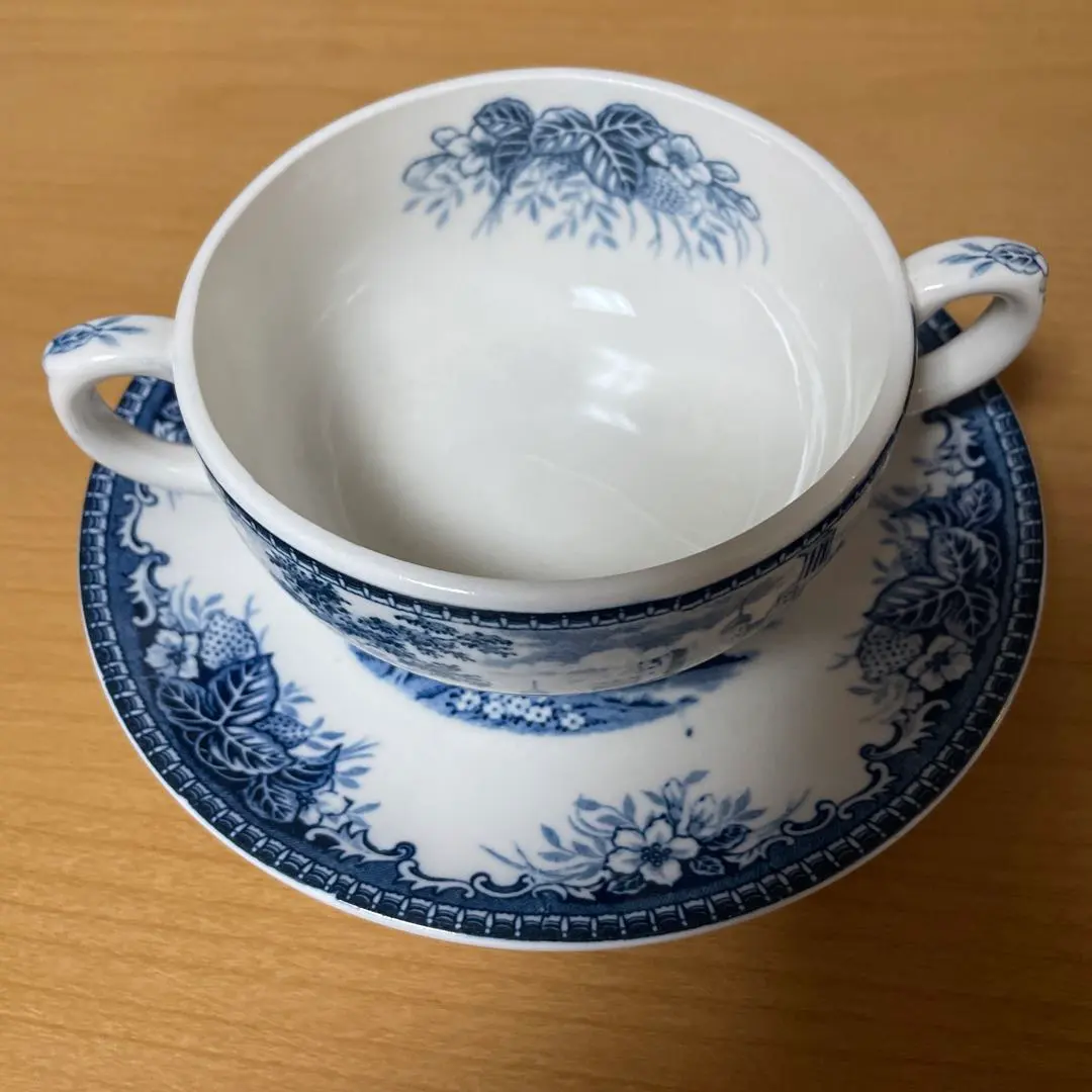 Thumbnail of Set of 2 blue floral soup cups and plates