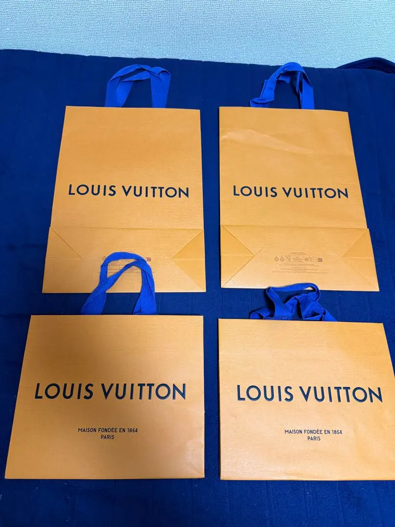 LOUIS VUITTON 購物袋 4枚組 的縮圖