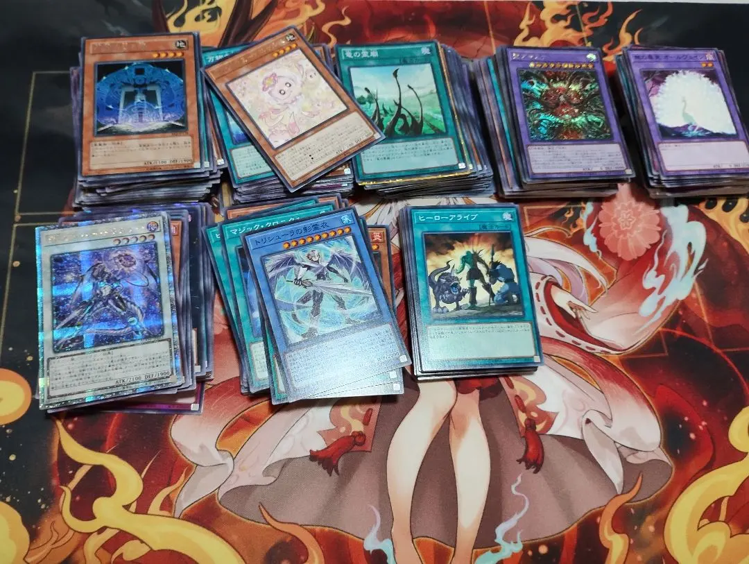 Thumbnail of Yu-Gi-Oh! OCG Card Set, Approximately 350 Cards