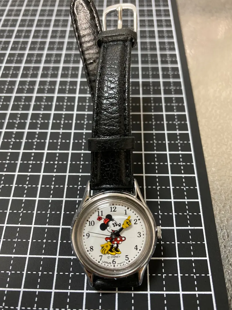Thumbnail of Minnie Mouse wristwatch