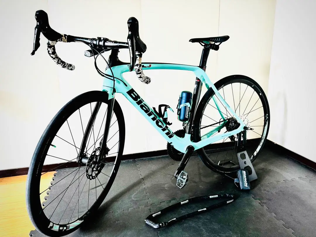 美品2020年BianchiオルトレXR3　油圧　サイズ55　オリジナルパーツ付 美品2020年BianchiオルトレXR3油圧サイズ55オリジナルパーツ付