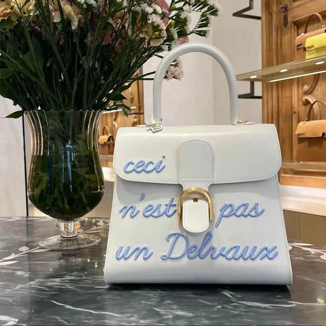 2025年最新】DELVAUX カラー：ホワイト系 ハンドバッグの人気