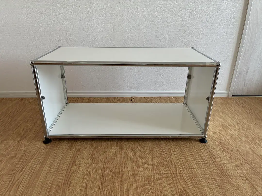 美品■USMハラー■ローボード　ミニキャビネット　1列2段　白　サイドテーブル 美品□USM/ハラーシステム□ミニキャビネット 1列2段 白 鍵つき
