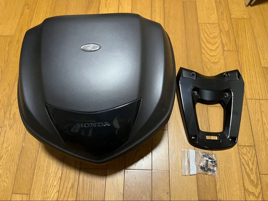 本田 HONDA 原廠 後行李箱 PCX 安裝支架 的縮圖
