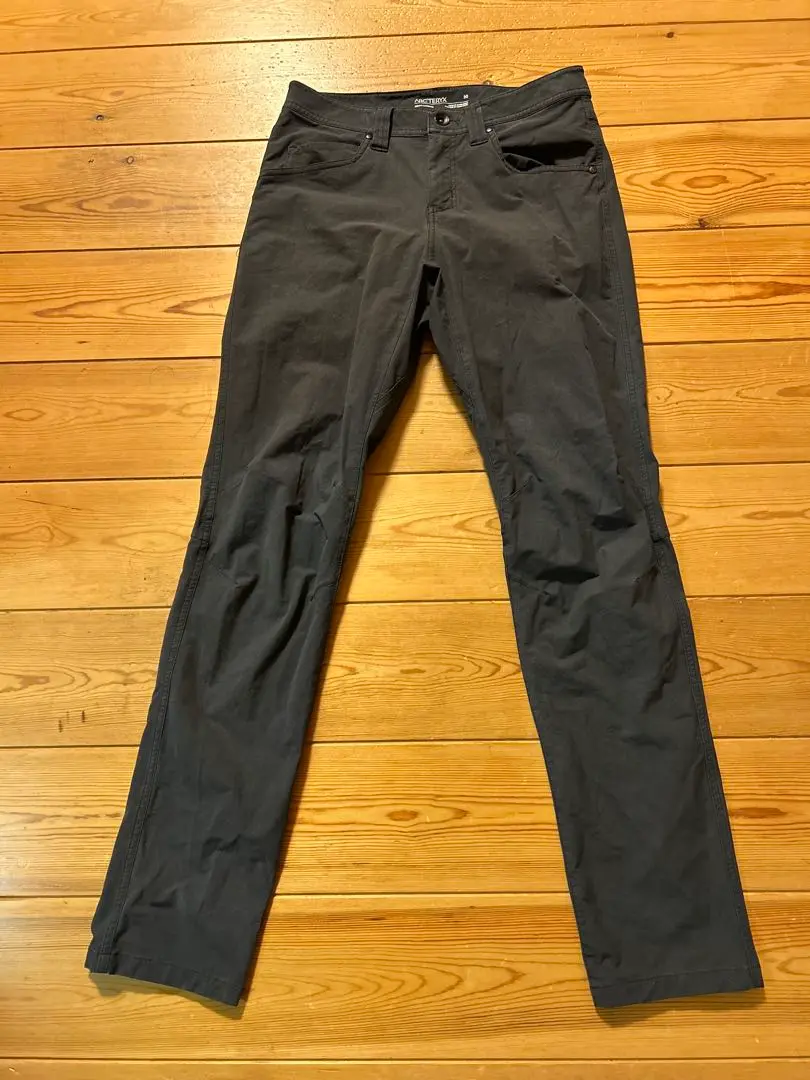 2025年最新】ARC'TERYX チノパンの人気アイテム - メルカリ