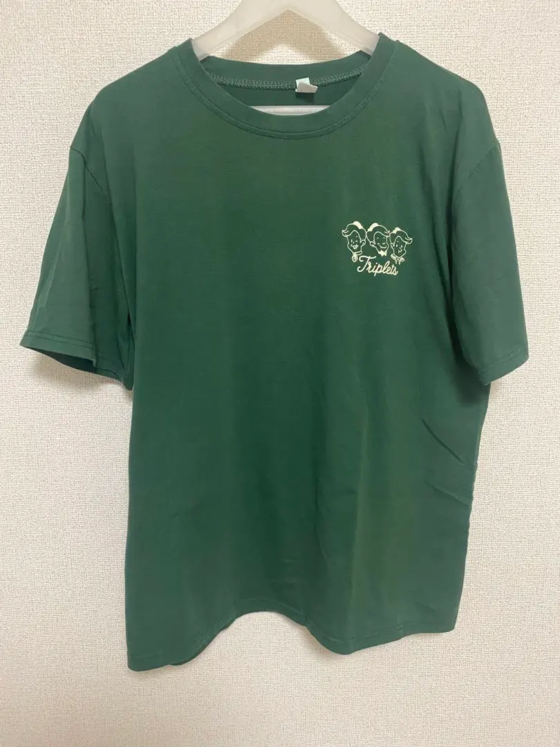 Thumbnail of Dark green T-shirt