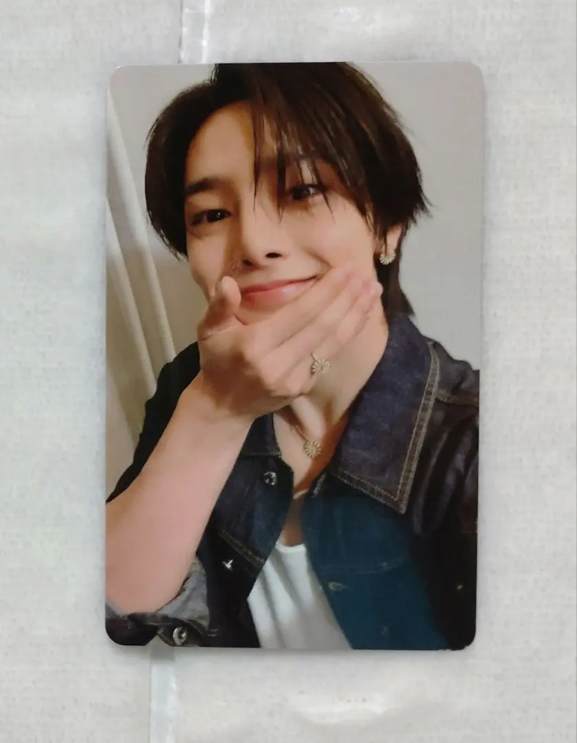 Thumbnail of Stray Kids KARMA HMV Bonus I.N Photocard B