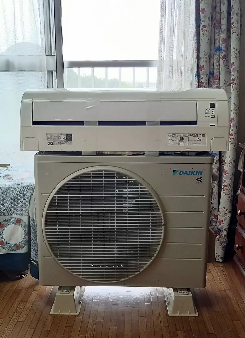 ダイキンエアコン2015年製　　機種名 F36STES-W ダイキン ルームエアコン F36STES-W 3.6kw 10~12畳 2015年製