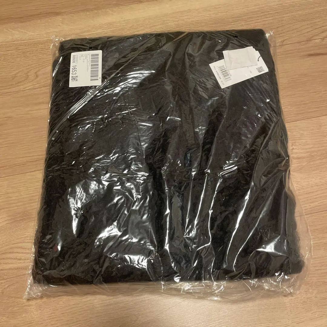 Thumbnail of moment+ Volume Fringe Muffler Stole Black New Women's