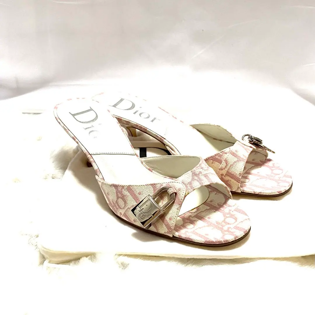 正品Dior ホワイト ミュール 5cm 正品Dior ホワイト ミュール 5cm ホワイト（白）系 23.5cm Dior